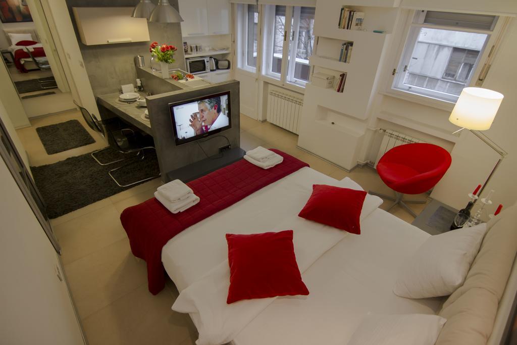 Studio Apartment Picasso Belgrado Exterior foto