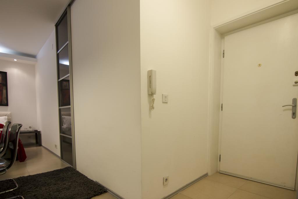 Studio Apartment Picasso Belgrado Exterior foto